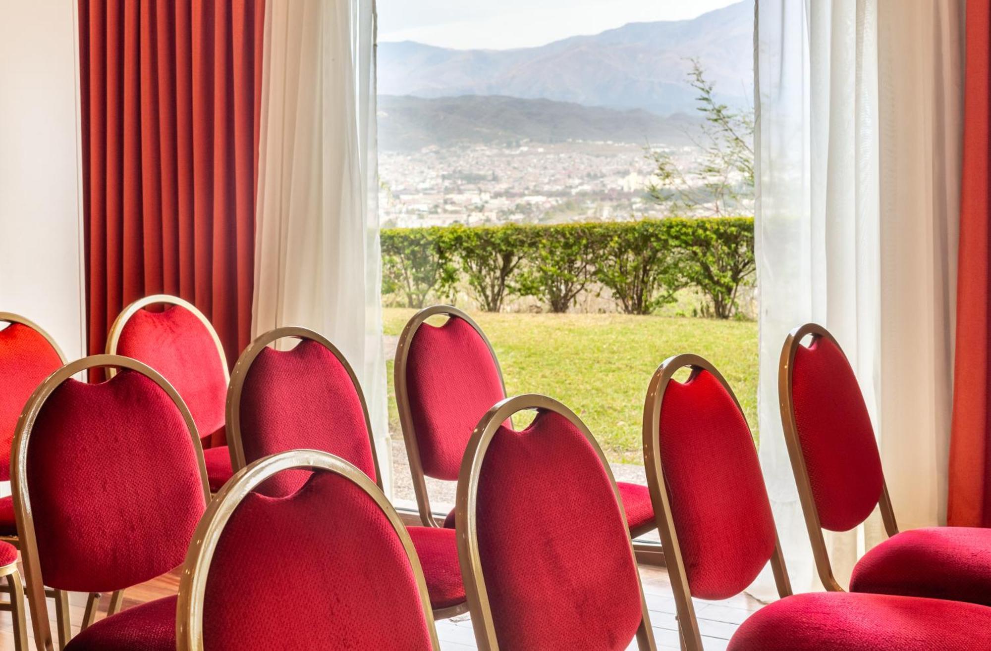 Hotel Altos De La Viña 4*