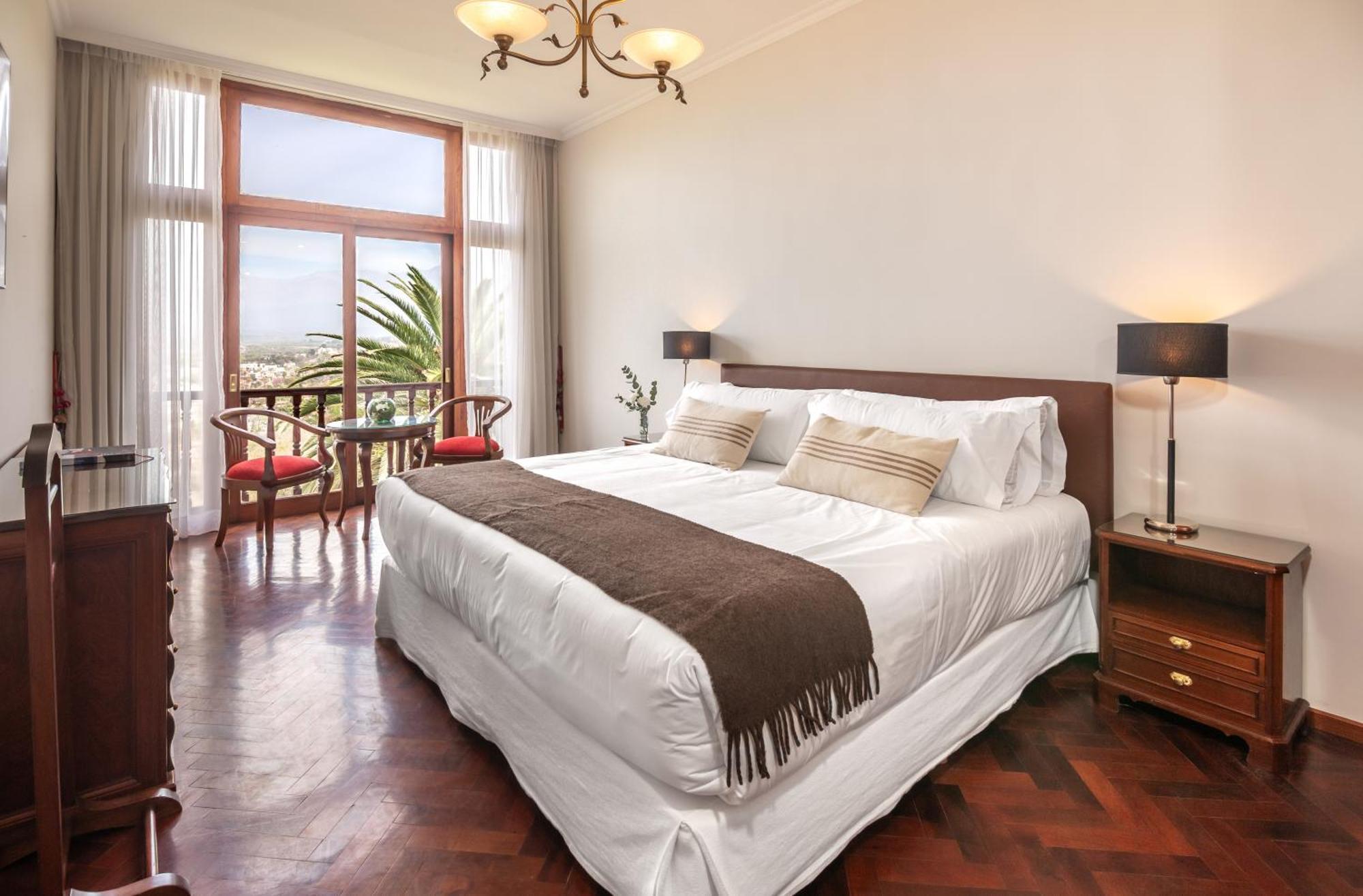 Altos De La Viña Hotel